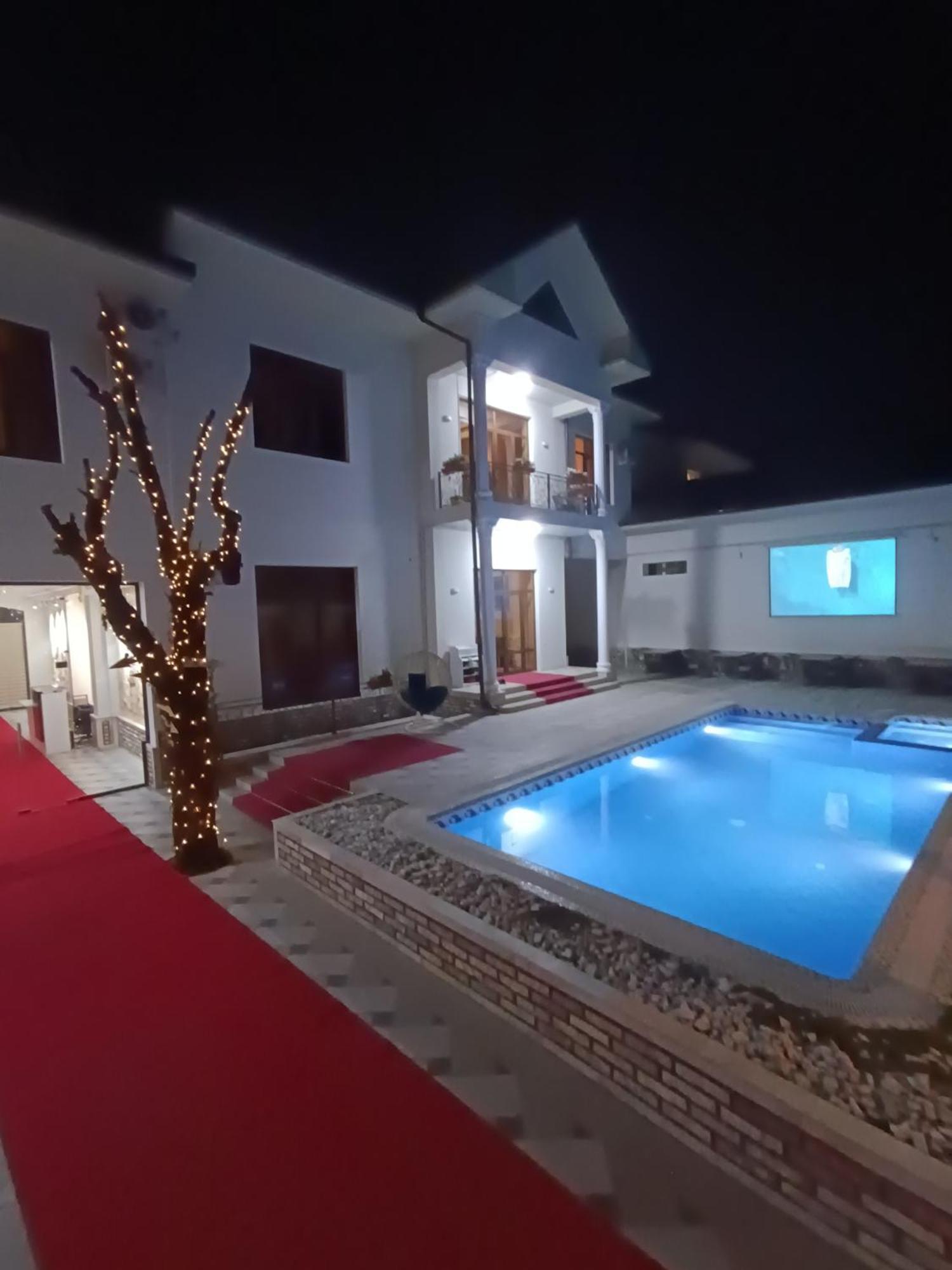 Grand Karavan Hotel Tachkent Extérieur photo