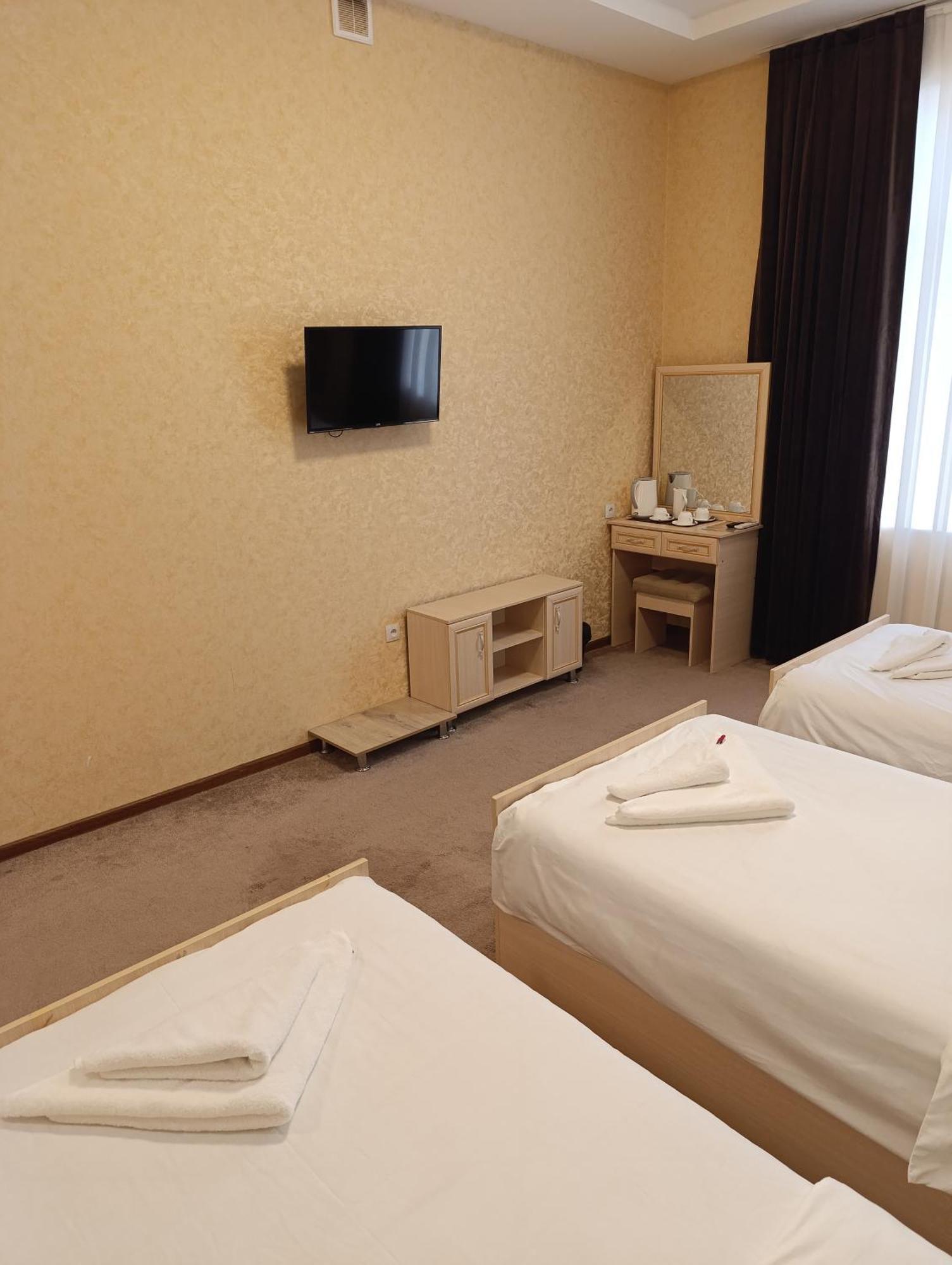 Grand Karavan Hotel Tachkent Extérieur photo