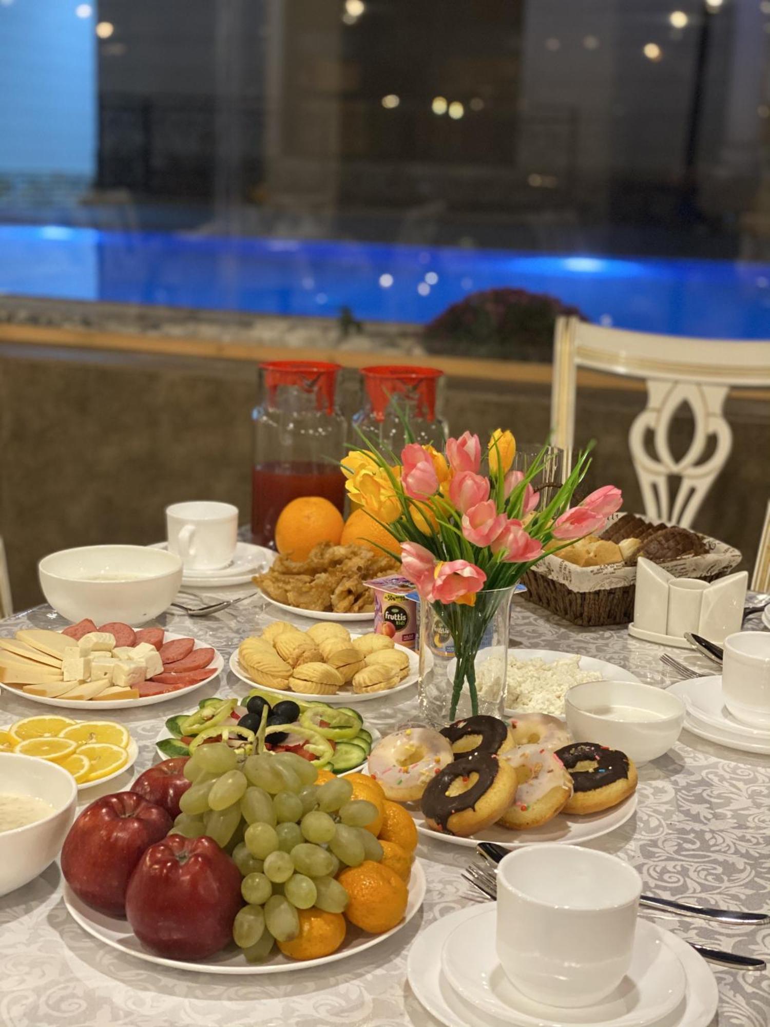 Grand Karavan Hotel Tachkent Extérieur photo